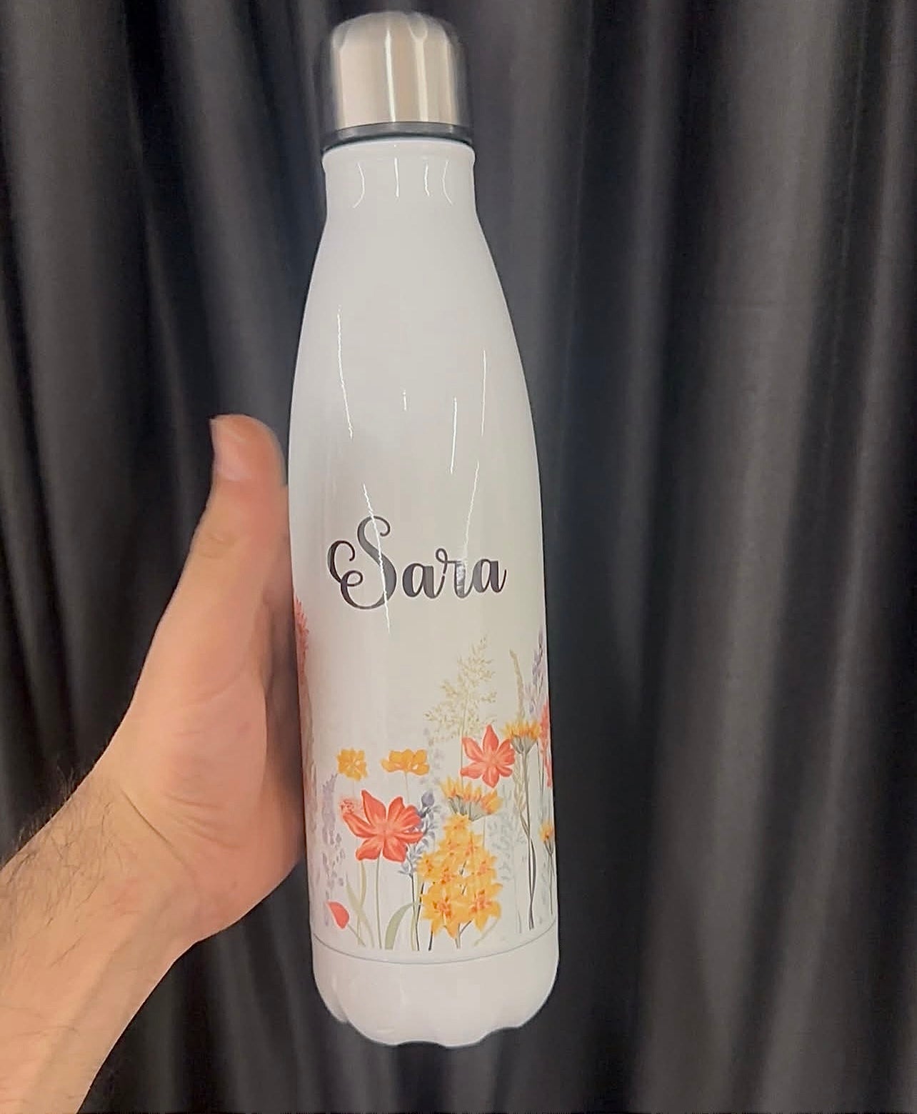 Stainless steel water bottle