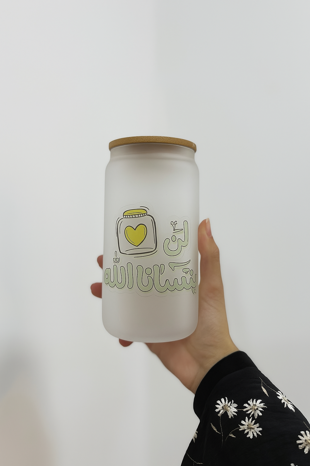 Glass can