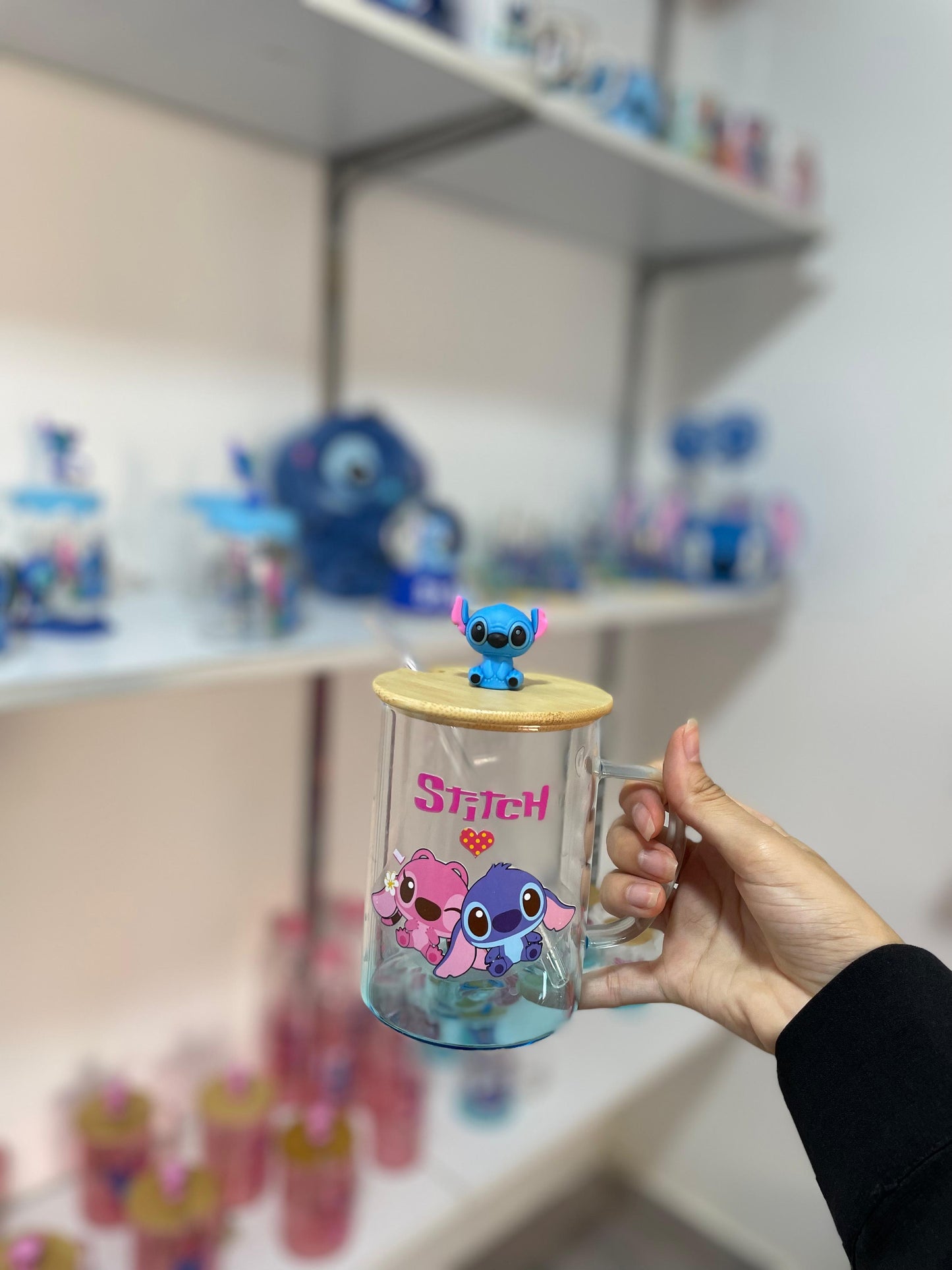Glass mugs with straw