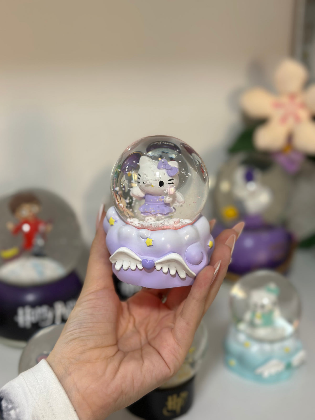 Hello kitty snowball