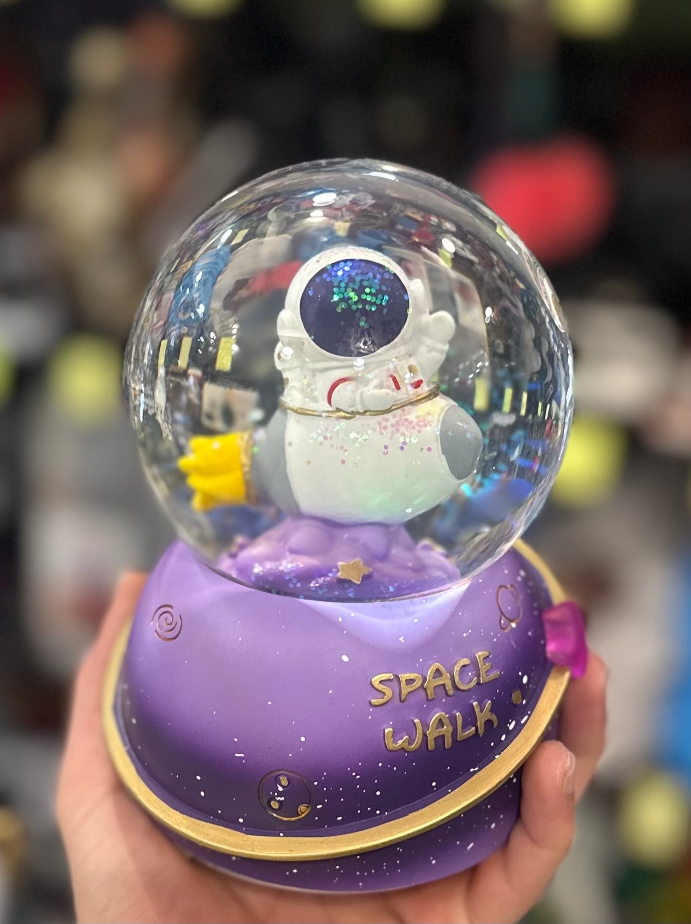 Space walk snowball