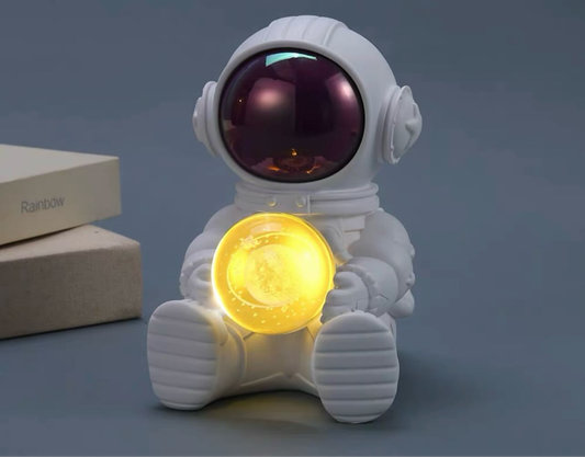 Astronaut LED Night Light – Cosmic Glow for Your Space