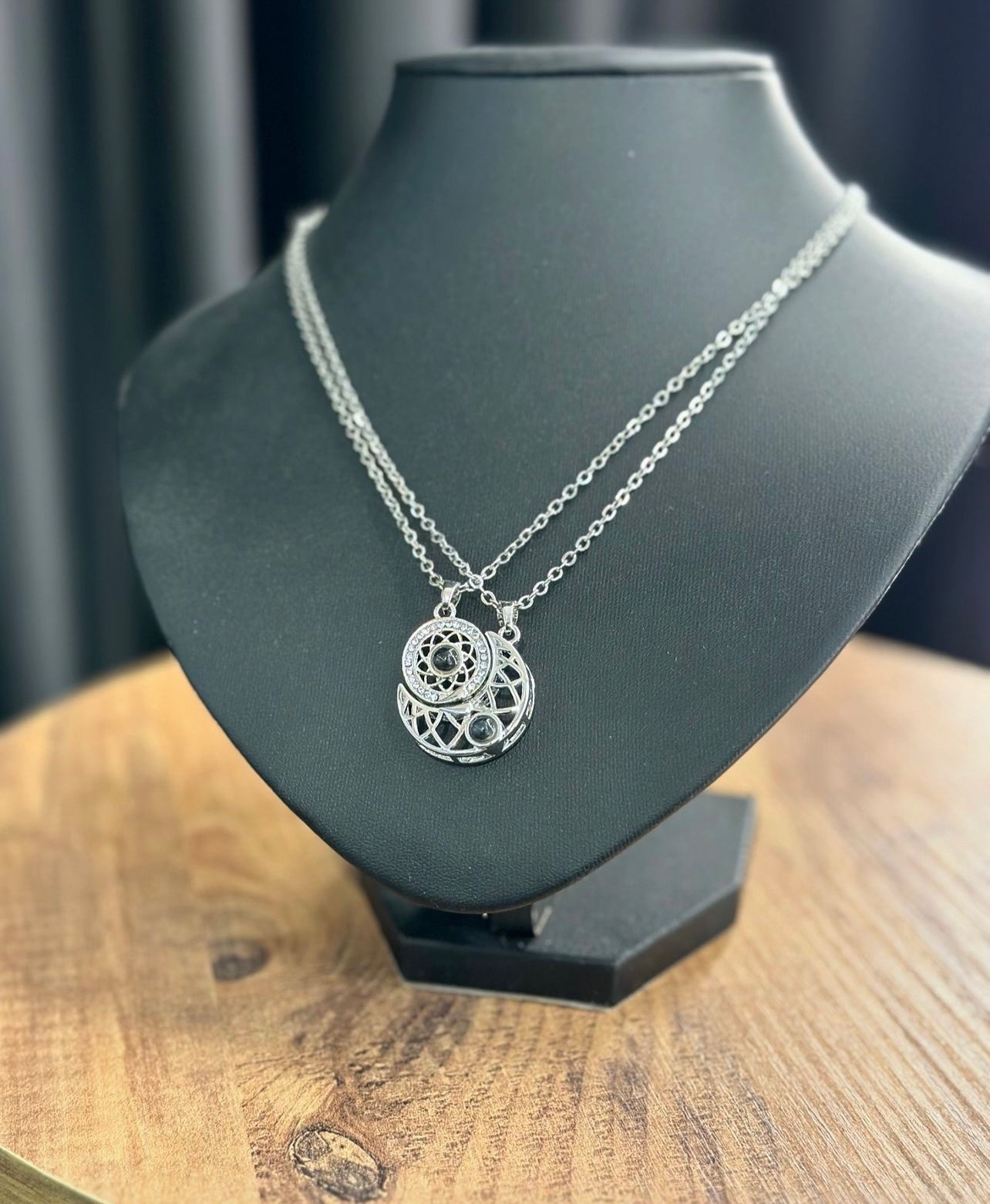 Sun moon magnetic couple necklaces