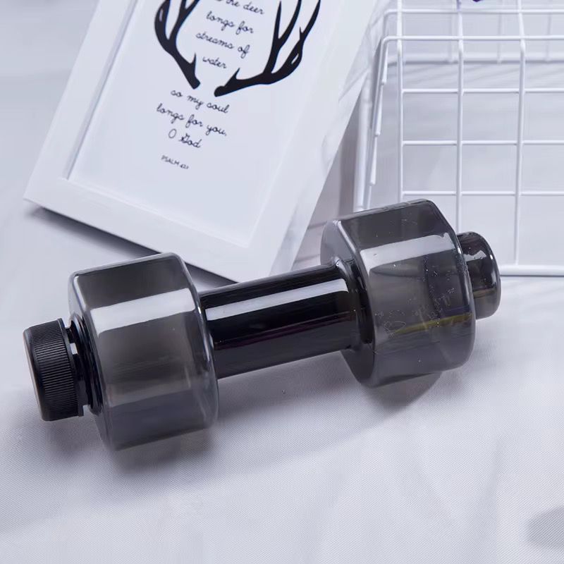 Dumbbell water bottles